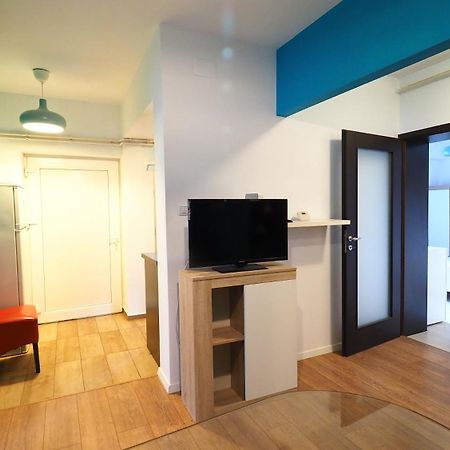 Iassium Airport Apartments ยาช ภายนอก รูปภาพ